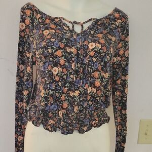 American Eagle Soft & Sexy Floral Long Sleeve Top